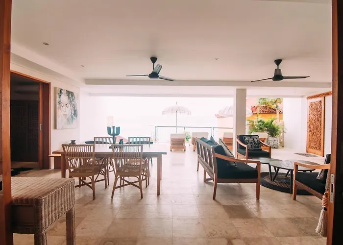 Aqua Nusa - Luxury Nusa Lembongan