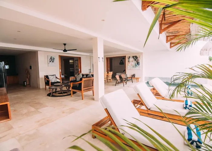 Aqua Nusa - Luxury Nusa Lembongan
