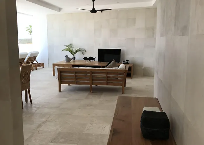 Aqua Nusa - Luxury