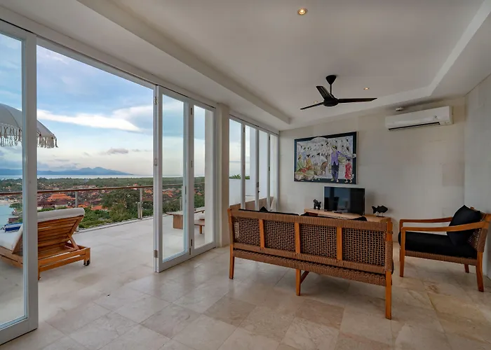 Villa Aqua Nusa - Luxury