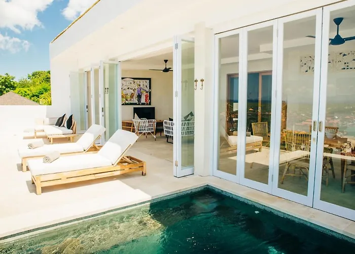 Villa Aqua Nusa - Luxury